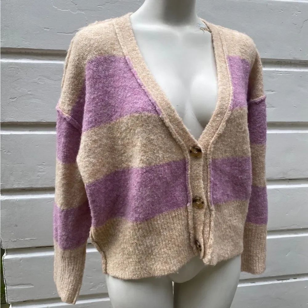 Lush oversized Cozy Striped V-Neck Cardigan Sweater - Beige & Lilac S